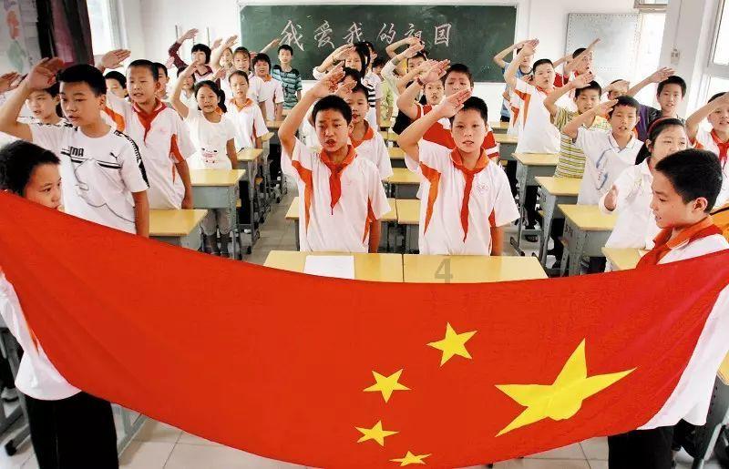 探索有人说梦是回忆不起来的,为什么我可以记起来,而且我也可以记起梦的...的精彩世界!